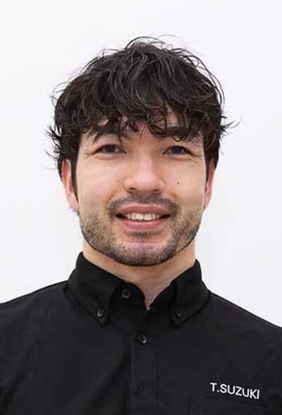 TAKAYUKI SUZUKI 鈴木孝幸